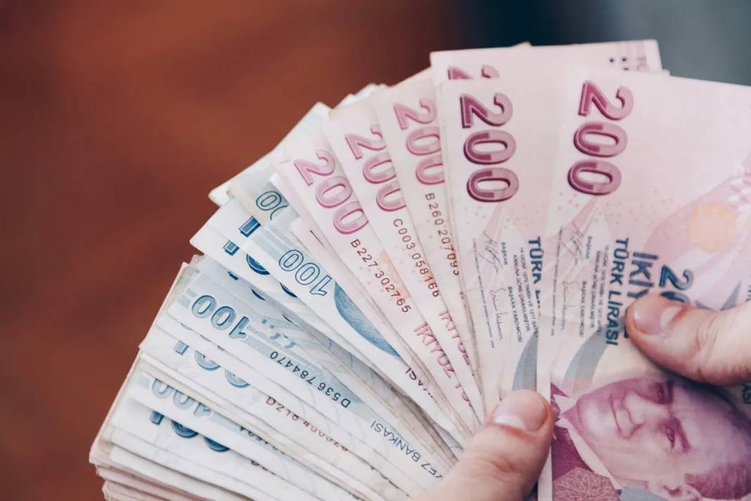 En düşük emekli maaşı için Erdoğan’a sunulan ek zam formülü belli oldu! AKP’de yeni yasa hazırlığı 7
