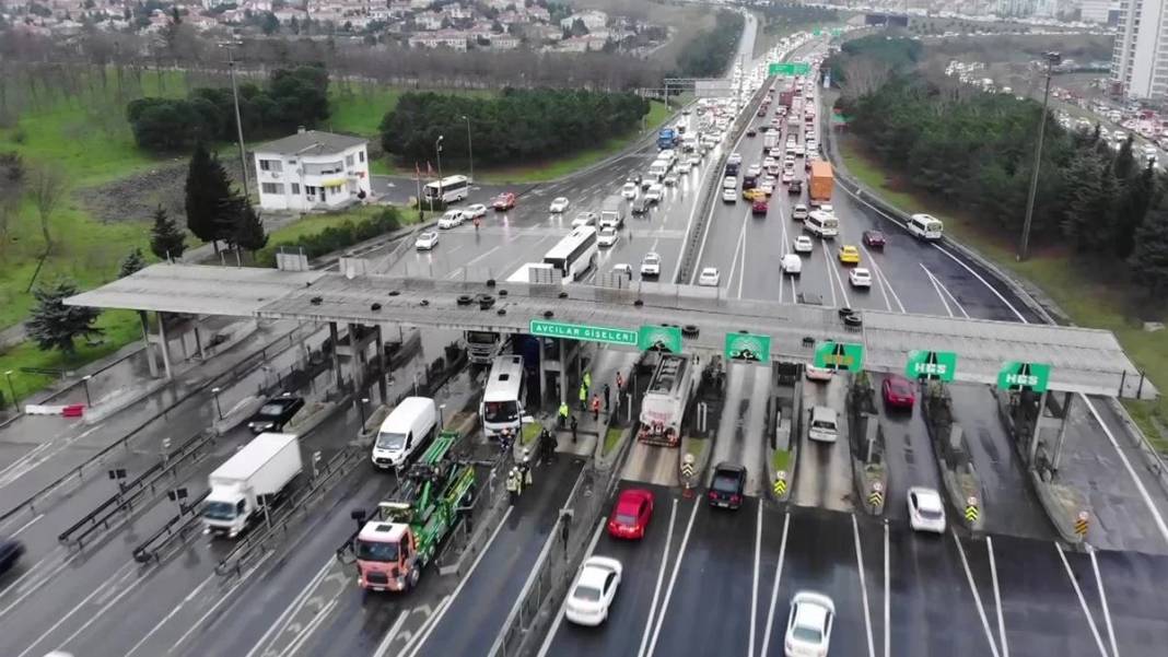 Trafikte yeni dönem bakanlık düğmeye bastı!  Tamamen kaldırılıyor 2