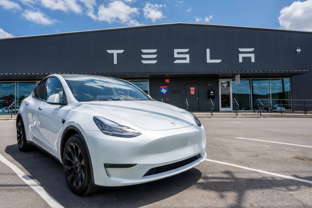 Araç piyasasını hareketlendiren gelişme: Ucuz Tesla üretimi için harekete geçildi! 4