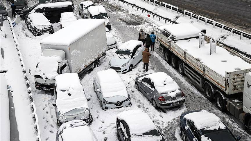 İstanbul'da kar alarmı: Tarih verildi, ekipler hazırda! 3