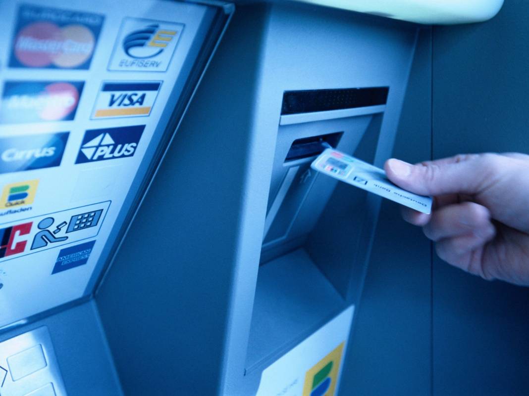 ATM’den para çeken herkesi ilgilendiriyor! Bu paralar artık kabul edilmeyecek 4