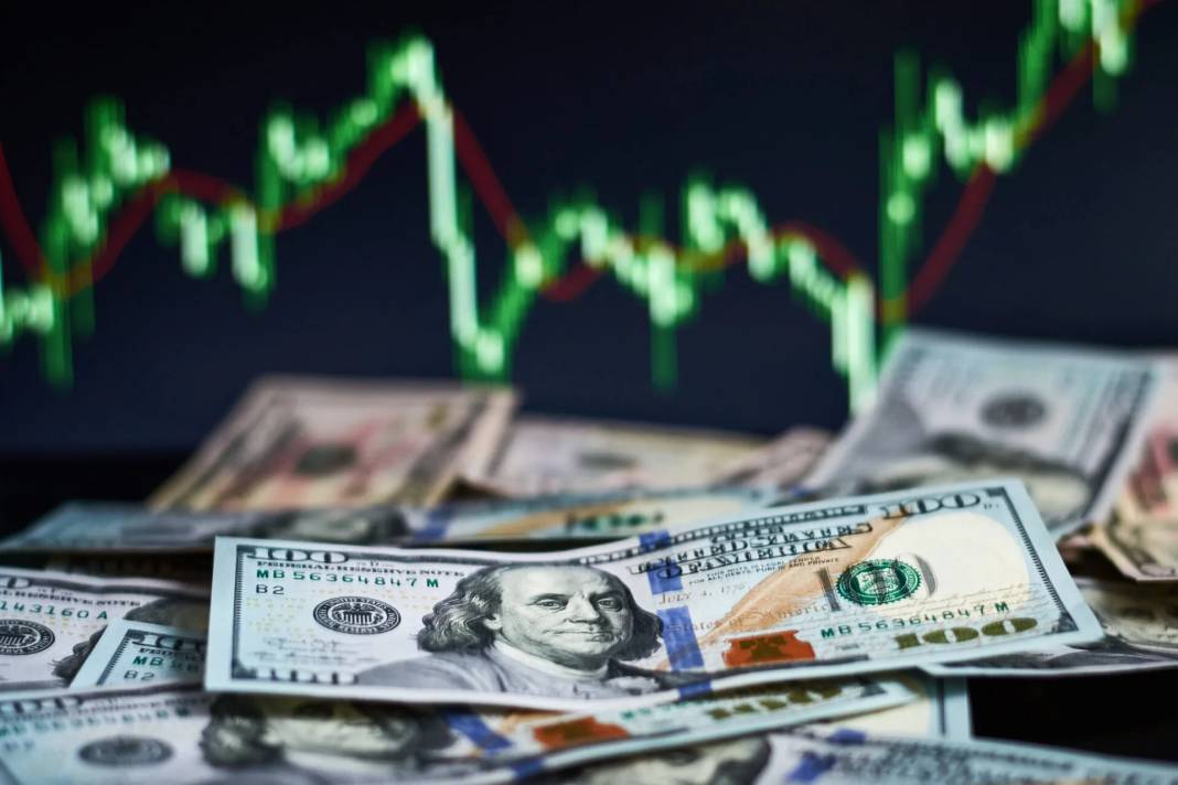 Ünlü ekonomist Atilla Yeşilada doların 39 lira olacağı net tarihi verdi: Piyasaları kasıp kavuracak hamle 10