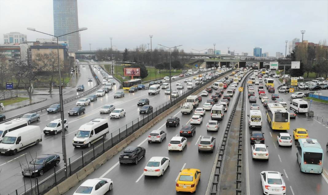 Bunu yapmayan araç sahipleri yandı: Zorunlu trafik sigortasının yeni yıl fiyatı belli oldu 5