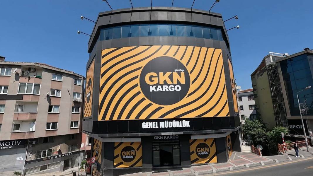 Galatasaray'a sponsor olmuştu: Dev kargo şirketi iflasın eşiğinde 3