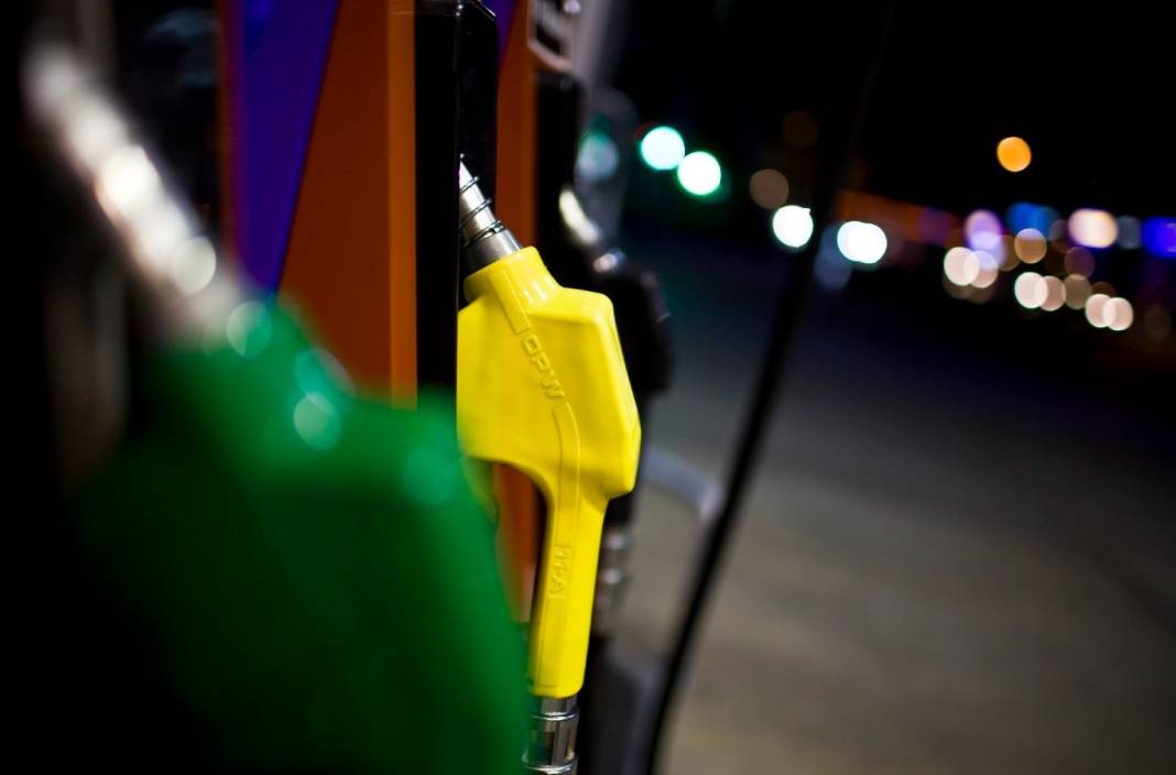 Akaryakıta büyük zam geldi: İşte güncel benzin, motorin ve LPG fiyatları 4