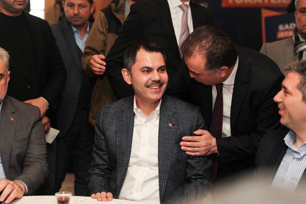İmamoğlu ve Kurum arasında oy farkı ne kadar? Araştırmacı Bekir Ağırdır, İktidarın İstanbul’u kazanmak için uygulayacağı gizli planı açıkladı 6