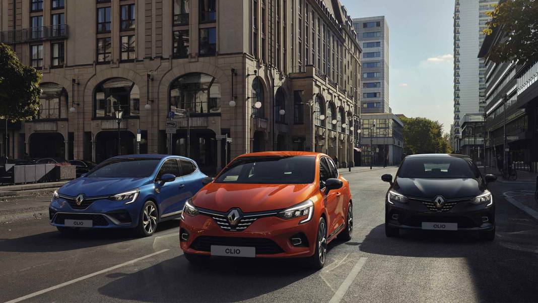 Renault'tan dev kampanya: 400 bin lirası olan sıfır araç sahibi olacak! Fiyatı duyan bayilere koşacak... 10