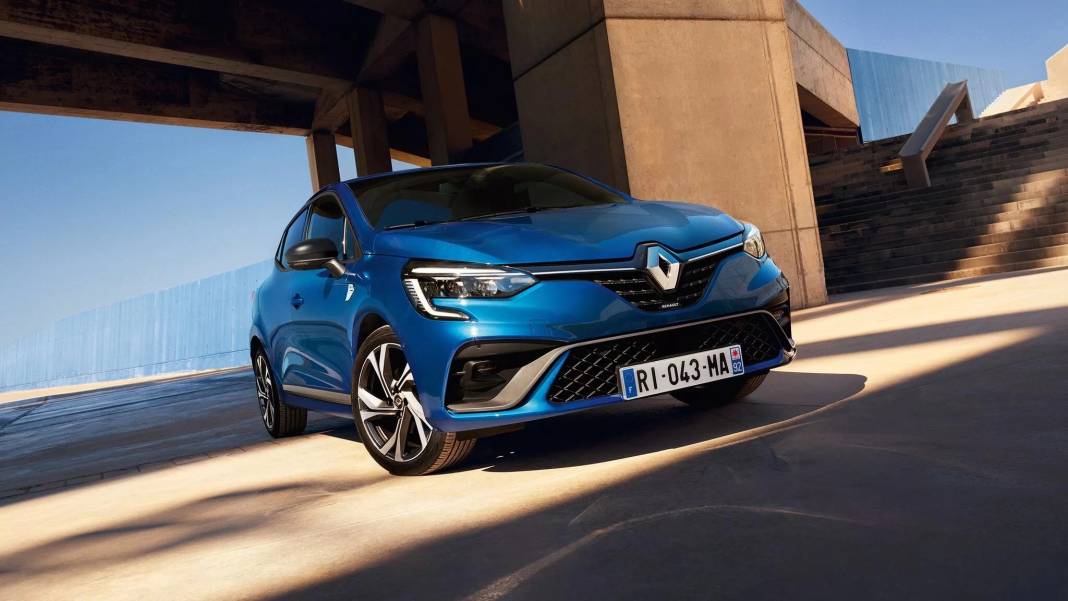 Renault'tan dev kampanya: 400 bin lirası olan sıfır araç sahibi olacak! Fiyatı duyan bayilere koşacak... 4