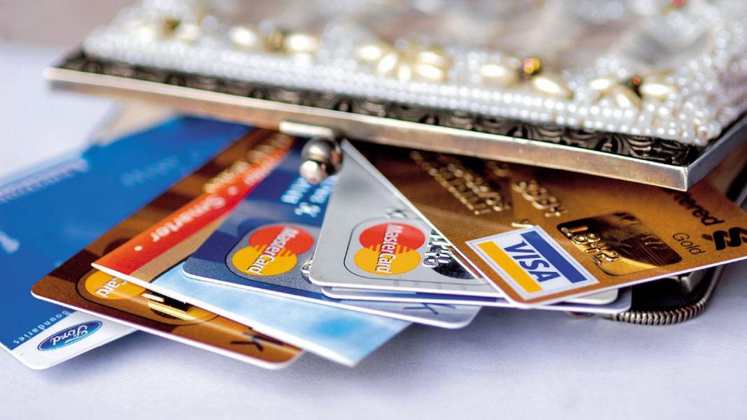 Kredi kartı aidatlarına büyük zam 6