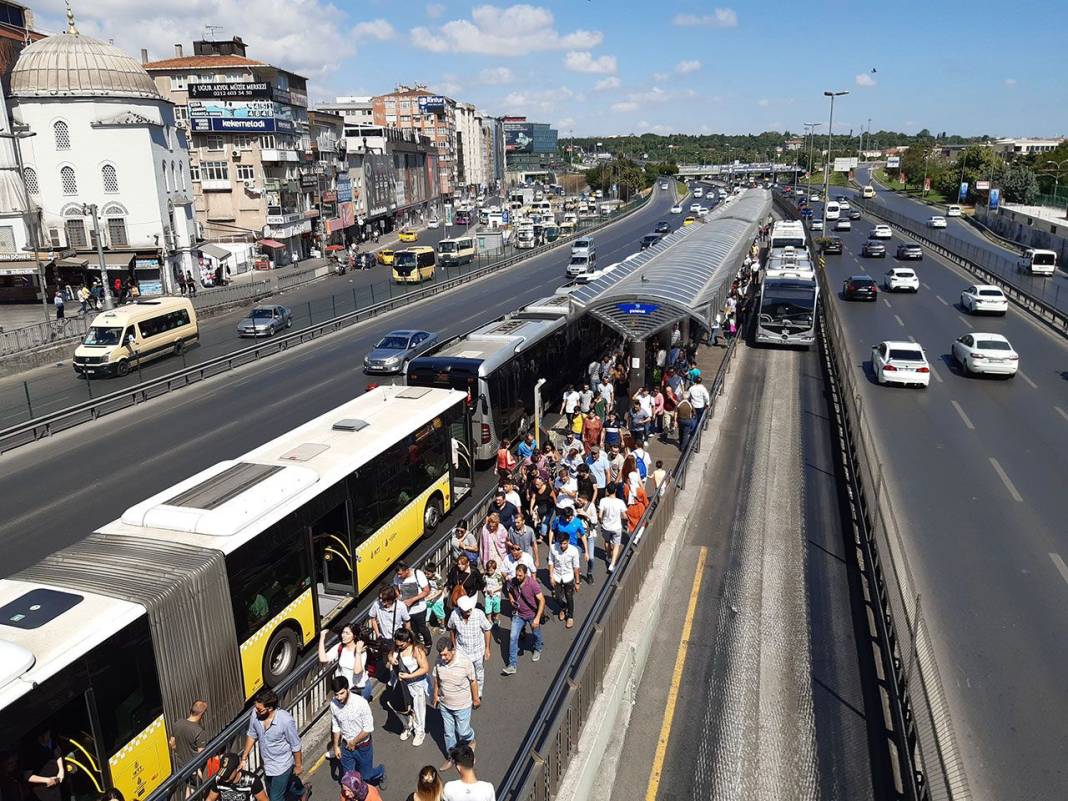 İBB duyurdu: Bu metrobüs durağı 45 gün kapalı olacak 2