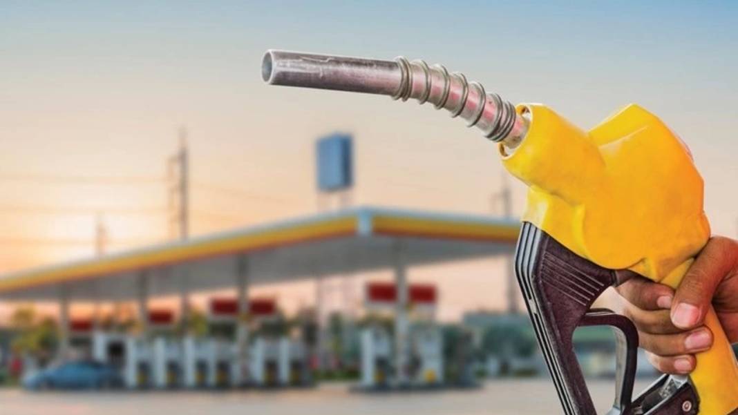 Akaryakıtta fiyatlar düşüşe geçti: İşte benzin, motorin ve LPG'de son durum... 8