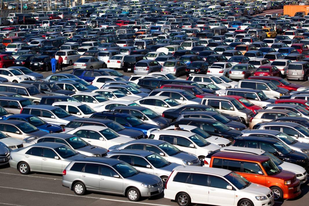 Araç satın alanlara büyük şok: Artık zorunlu olacak 5