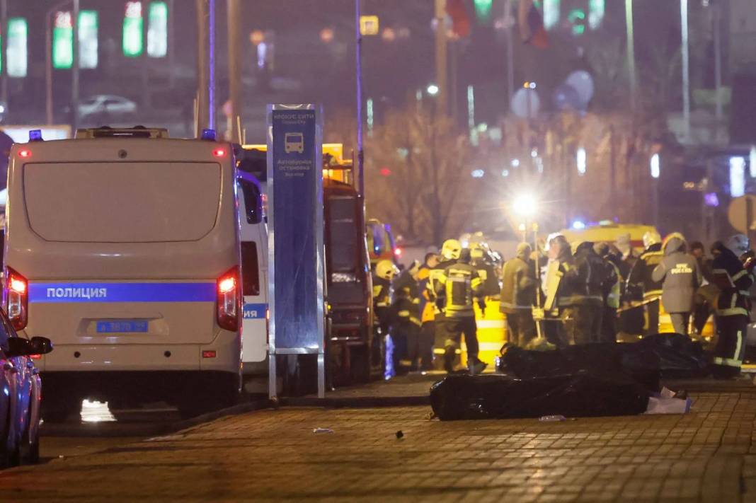 Moskova'da terör saldırısı: Dehşet verici görüntüler gelmeye devam ediyor... Çok fazla ölü ve yaralı var! 4