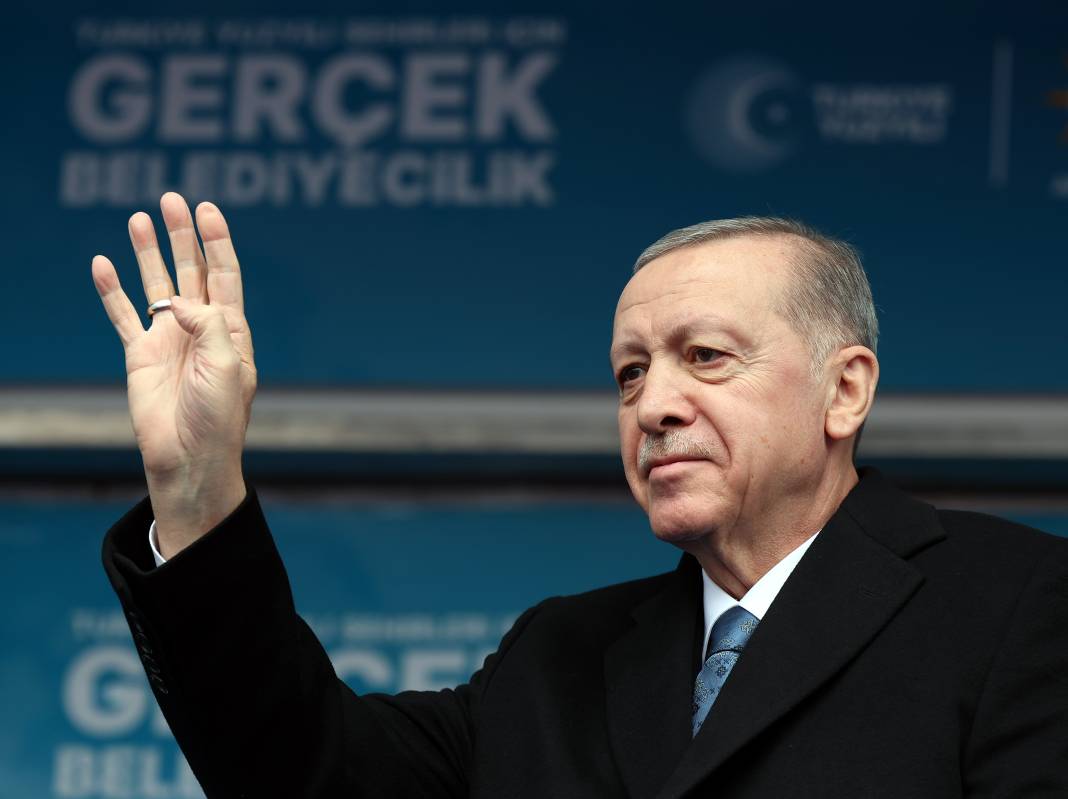 Erdoğan 3.kez cumhurbaşkanı aday olabilir mi? Eski adalet bakanından dikkat çeken açıklama 5