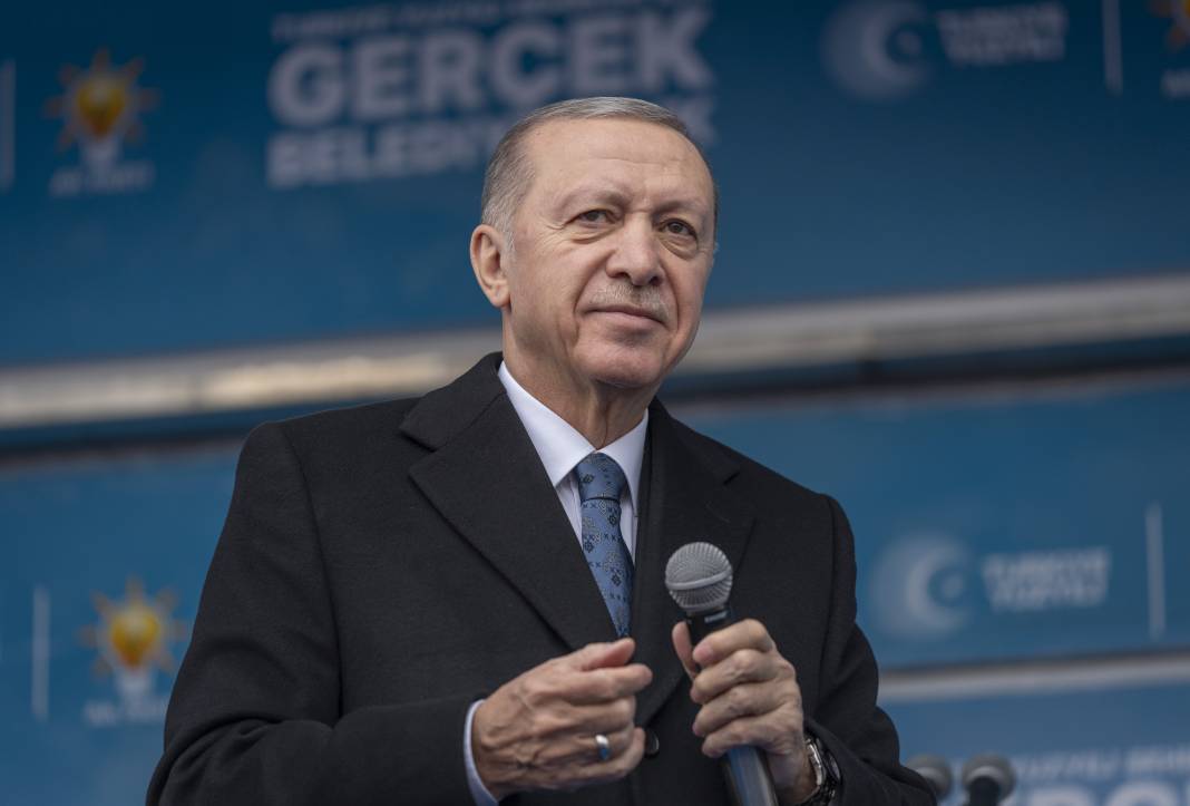 Erdoğan 3.kez cumhurbaşkanı aday olabilir mi? Eski adalet bakanından dikkat çeken açıklama 4