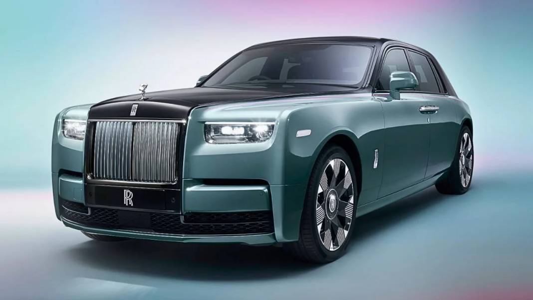 Rolls-Royce'dan 120 yıl sonra gelen benzersiz otomobil... Sınırlı sayıda üretilecek! 5