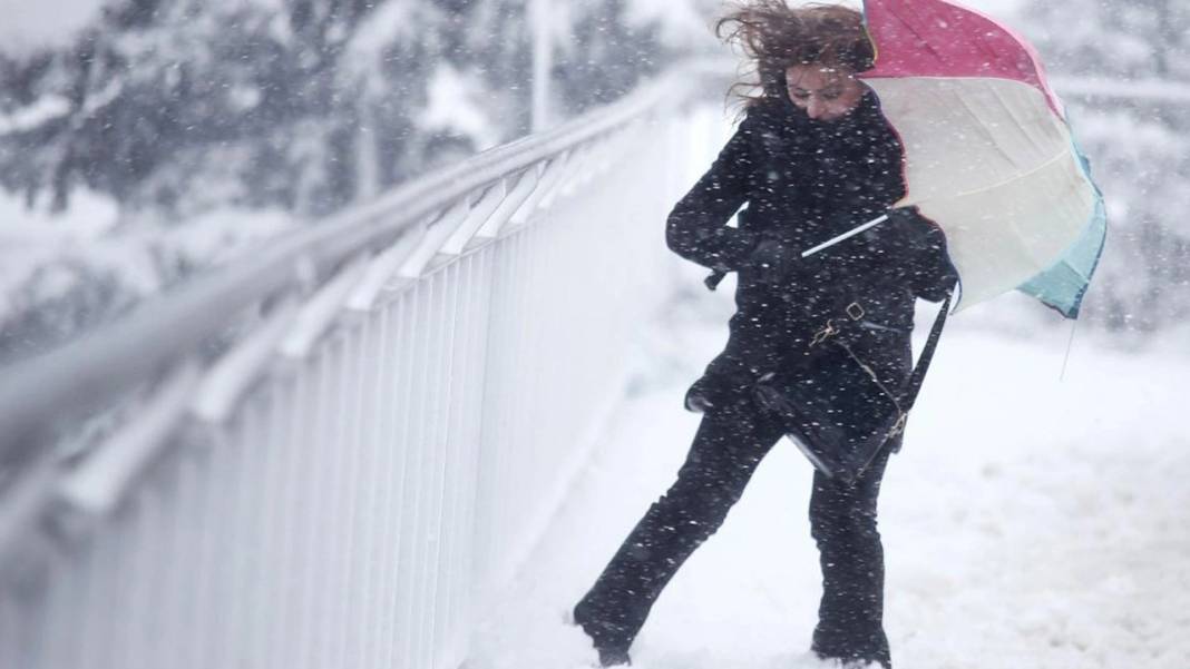 Meteoroloji o iller için tehlike çanları çaldı: Türkiye kar altında! 16