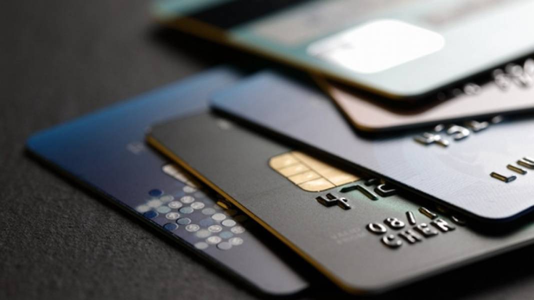 Merkez Bankası'ndan yeni kredi kartı talimatı: 4 kat birden düşecek 2