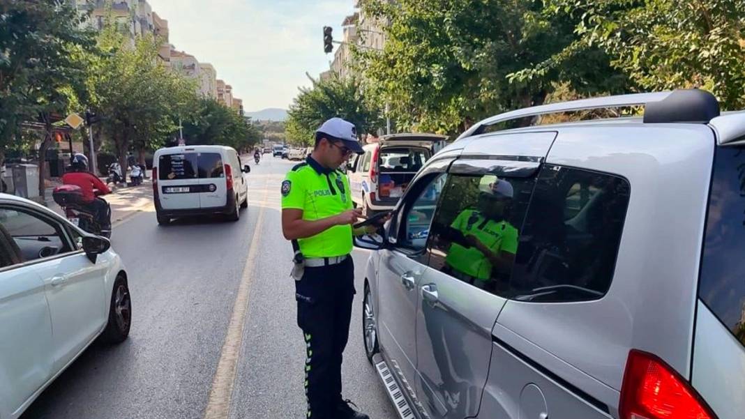 Trafik sigortası şartları iptal edildi! Milyonlarca araç sahibini ilgilendiren karar 1