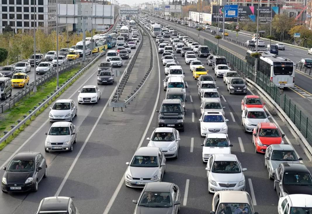 Trafik cezalarında yeni düzenleme: Araç sahiplerinin çilesi son buluyor 15