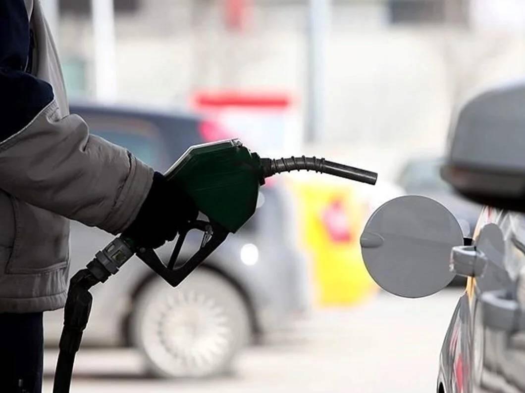 Akaryakıtta fiyatlar düşüşe geçti: İşte benzin, motorin ve LPG'de son durum... 5