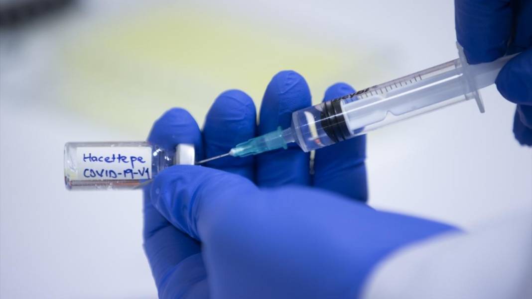 Dünya 29 ayda 217 kez koronavirüs aşısı yaptıran kişiyi konuşuyor 5