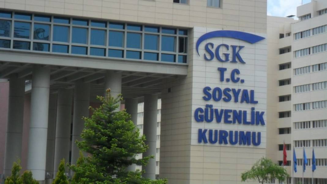 SGK müfettişleri harekete geçti! Bu emeklilerin maaşı kesilecek 3