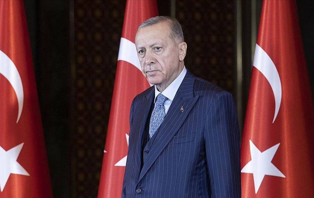 AKP’nin yeni yol haritası netleşti Erdoğan 4 talimat verdi 4