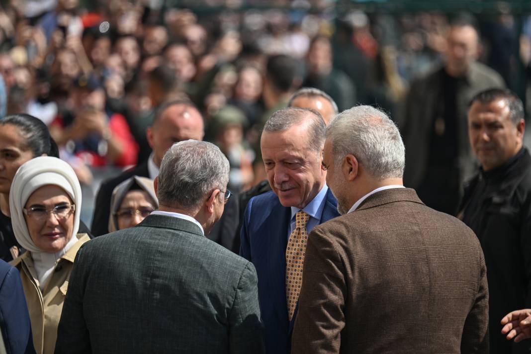 Erdoğan kurmaylarına talimat verdi: AKP 22 il için rapor hazırladı sahaya inecek 2