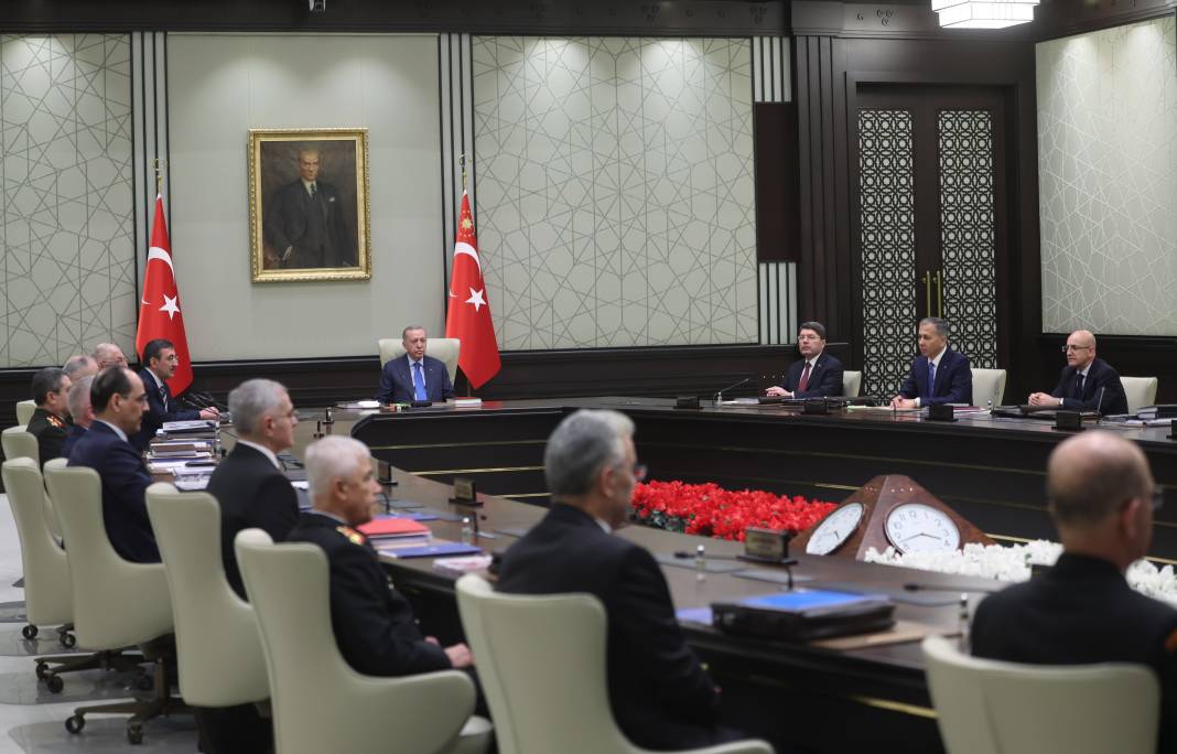 Seçim mağlubiyetini üzerinden atamayan AKP’den yeni plan! Erdoğan talimat verdi 4 komisyon kurulacak 6
