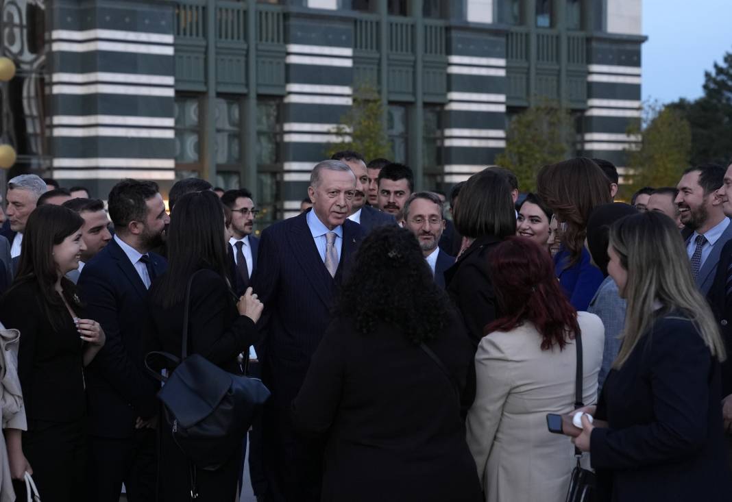 AKP’de değişim başlıyor! Erdoğan listeyi hazırladı görevden alınacak 5 kişi belli oldu 1