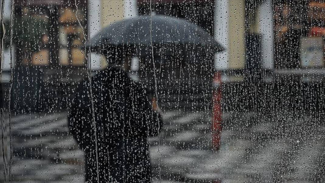 Meteoroloji tek tek uyardı: Sağanak yağış Türkiye'yi vuracak 9
