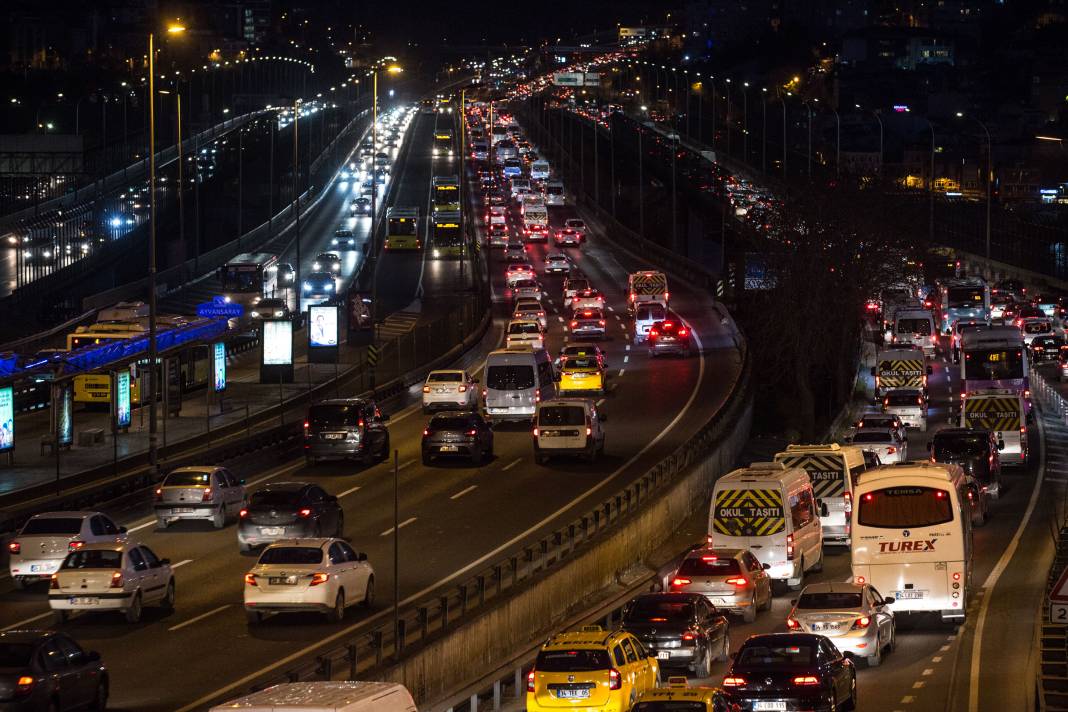 On binlerce lira cezası var: Arabasında bulundurmayan yandı 6