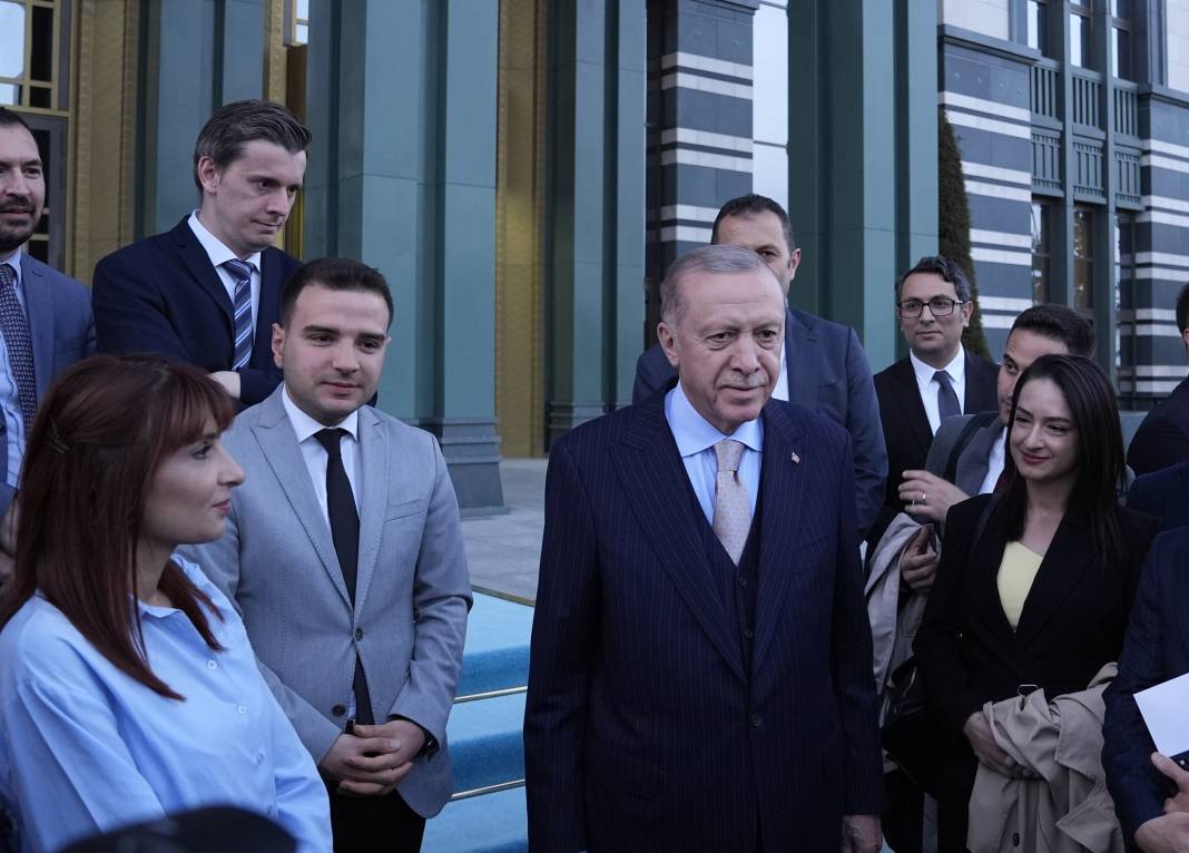 Erdoğan MYK sonrası o isimlerle özel olarak görüştü! Tek tek uyardı 5