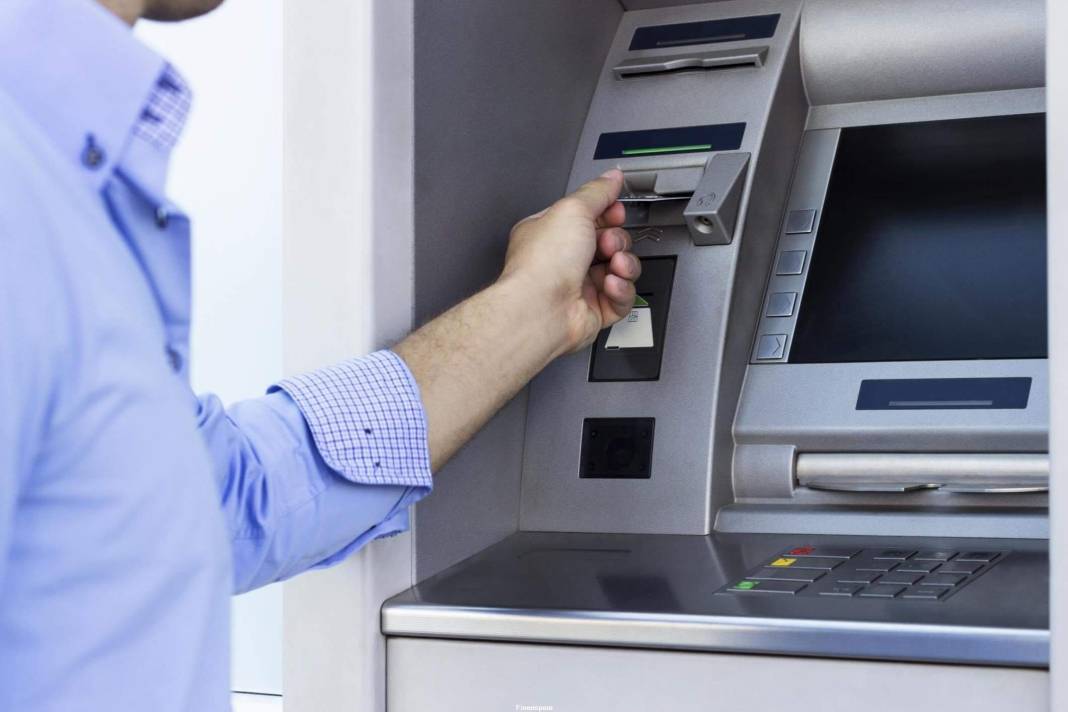 ATM'lerde para çekme ve yatırma işlemi yapanlar dikkat: Sınır sil baştan değişti 7