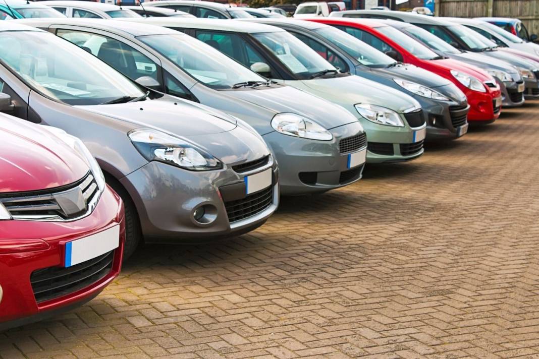 Otomobil almak isteyenleri heyecanlandıran gelişme: Fiyatı dibi görecek modeller belli oldu! 8