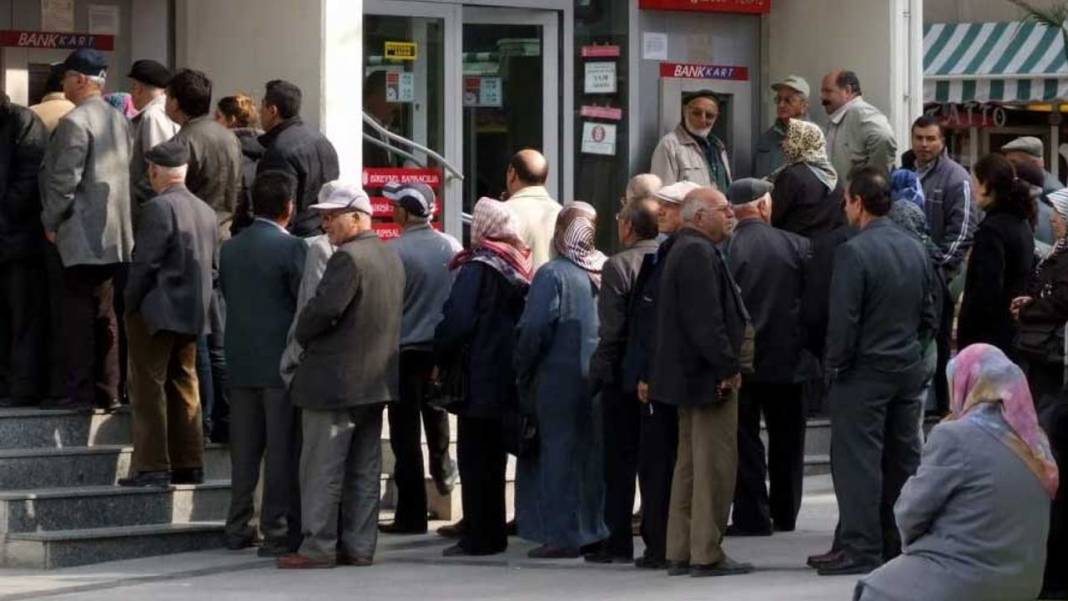 Bütün emeklilere resmen yasaklandı: Karar 81 ilde geçerli olacak 4