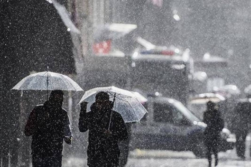 İstanbul dahil 69 ilde gök gürültülü sağanak yağış: Meteoroloji tarih verdi! 10