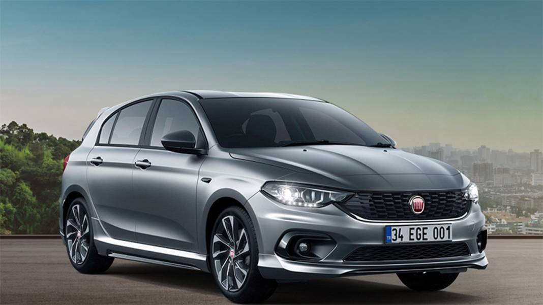 Fiat Egea yenilendi: İşte yeni ismi ve yeni tasarımıyla Egea... 1