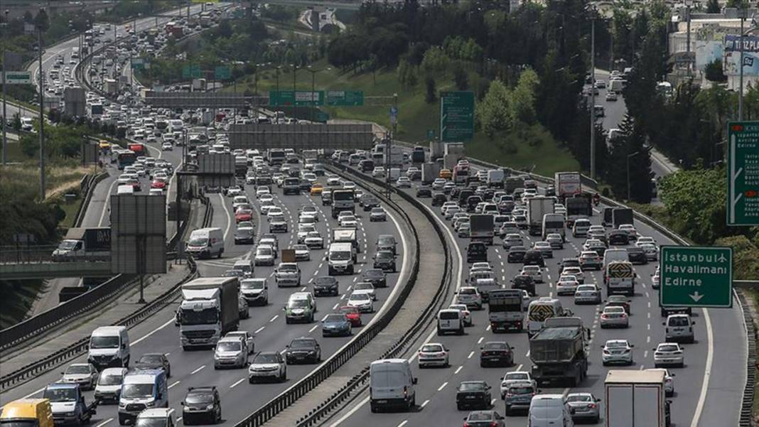 Otomobili olanlar dikkat! Tamamen yasaklandı: 15 Mayıs'ta başlıyor 2