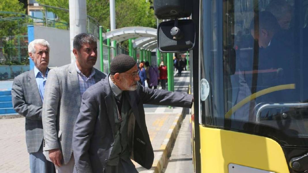 65 yaş üstü kartınız her an elinizden alınabilir: Bunu yapan hayatının hatasını yapar 6