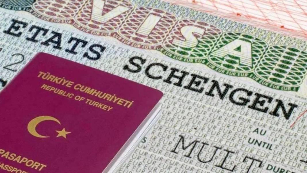 Schengen vize ücretlerine dev zam: Yurt dışı planı olanlara kötü haber geldi! 1