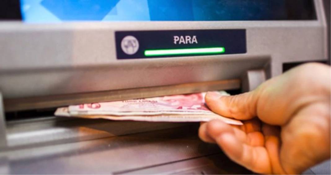 ATM'lerde yeni dönem: Para çekerken ve yatırırken dikkat 11