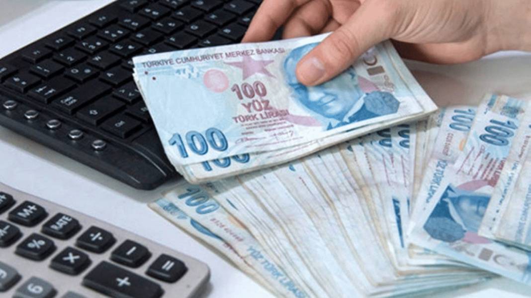 Bankaların promosyon yarışı kızıştı: Emekliler çifte bayram yaşayacak 1