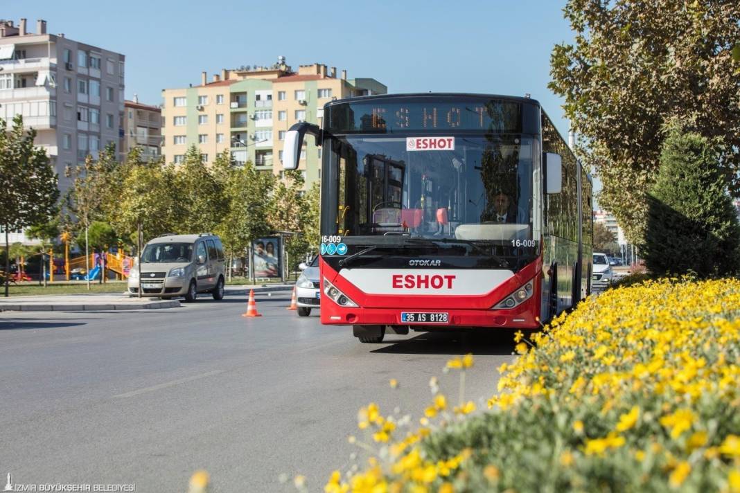 İzmir'de toplu ulaşımda yeni dönem. 90 dakika oyunca ücretsiz olacak 12