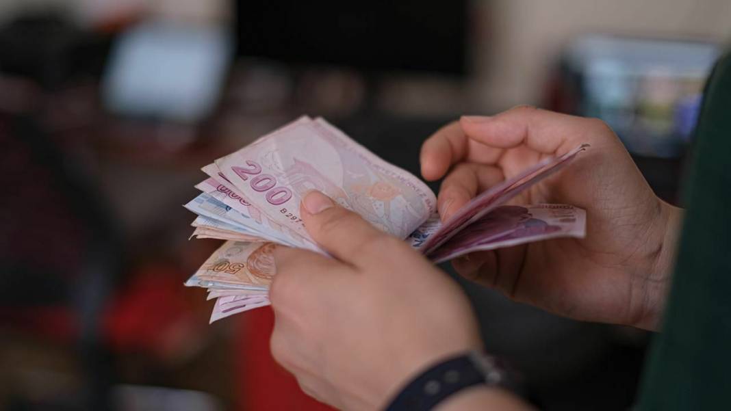 Bakanlıktan gençlere aylık bin 500 lira destek. Tek bir şartı var 9