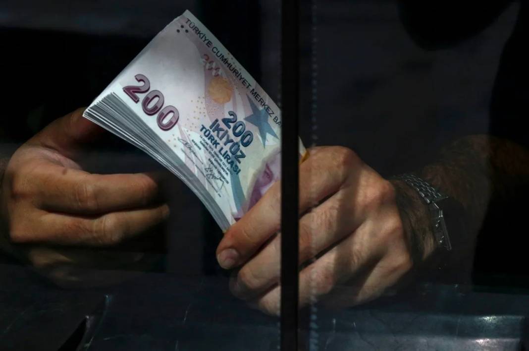 Emekli ve memur zammında yeni maaş tablosu ortaya çıktı! Merkez Bankası tüm tahminleri alt üst etti 10