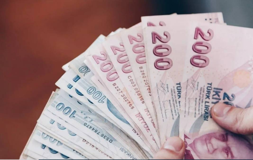 Aylık net maaşı 50 bin lira! Mumla eleman arıyorlar 5