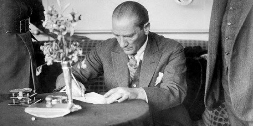 Atatürk'ün bir çocuğa yazdığı kayıp mektup bakın nerede bulundu