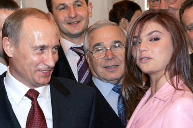 Vladimir Putin'in kendisinden 31 yaş küçük yasak aşkı Alina Kabayeva doğurdu